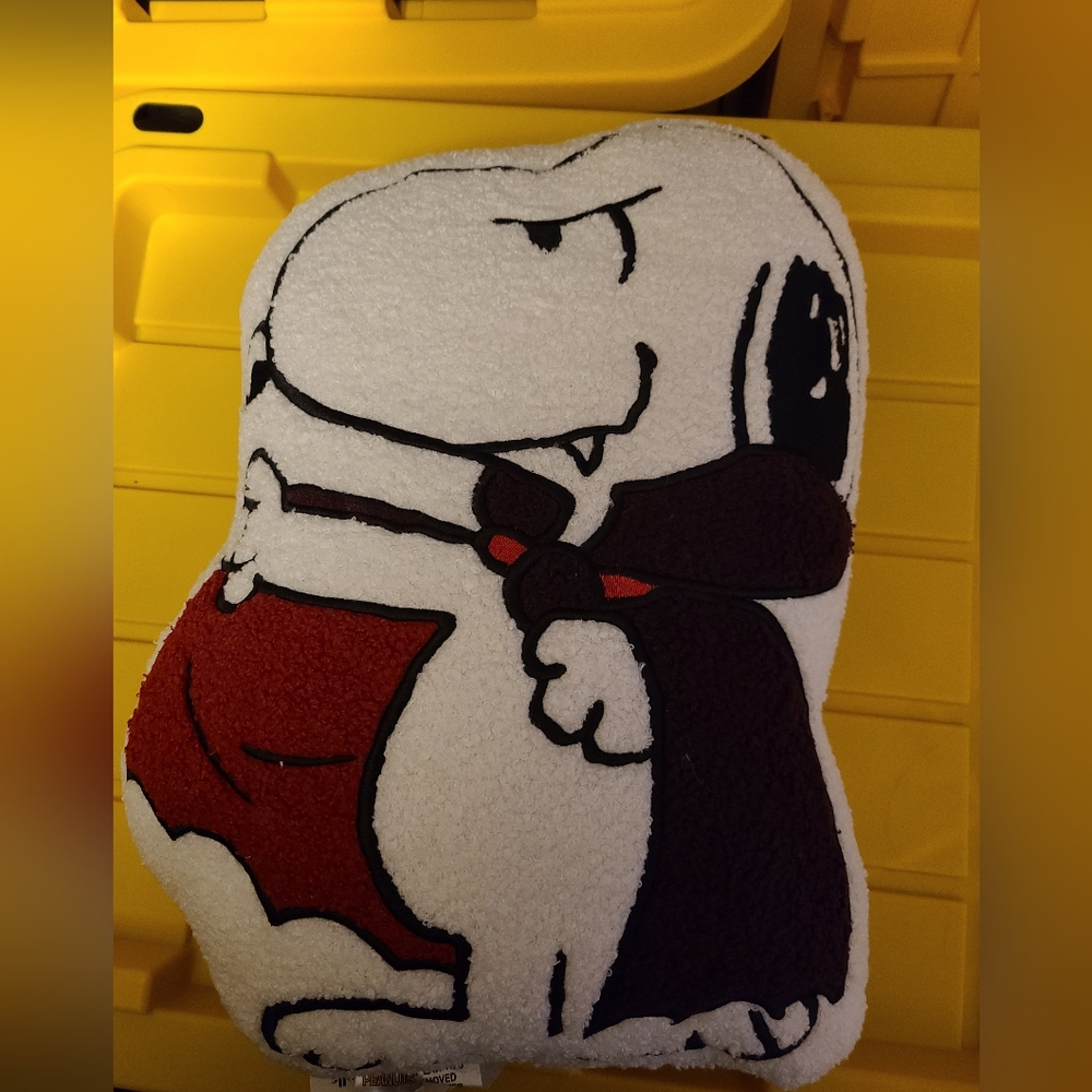 15x17 Inch Peanuts Snoopy Dracula Halloween Sherpa Pillow Vampire NWT